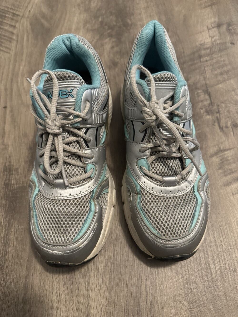 APEX New Women's Size 10 Wide Runner Sneaker Shoe Silver/Sea Blue X527W